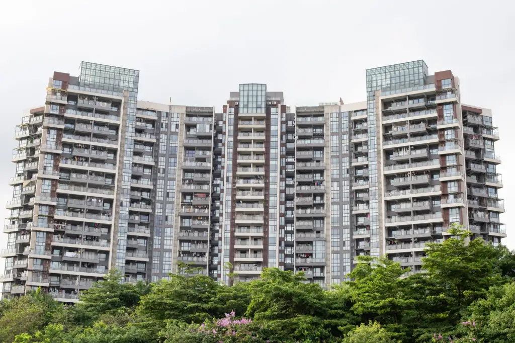 宇才科技会议桌与屏风工位一体化解决方案解析